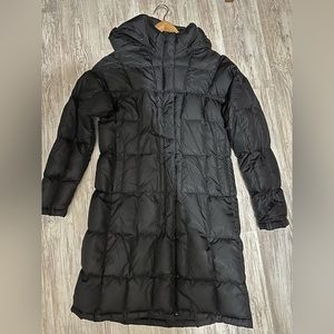 The North Face Women’s Down Goose Jacket w Detachable Hood Medium